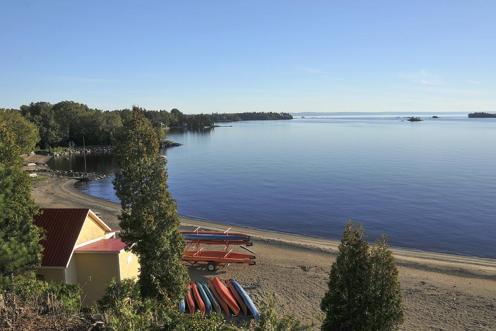 Auberge Des Iles Saint Gedeon Экстерьер фото