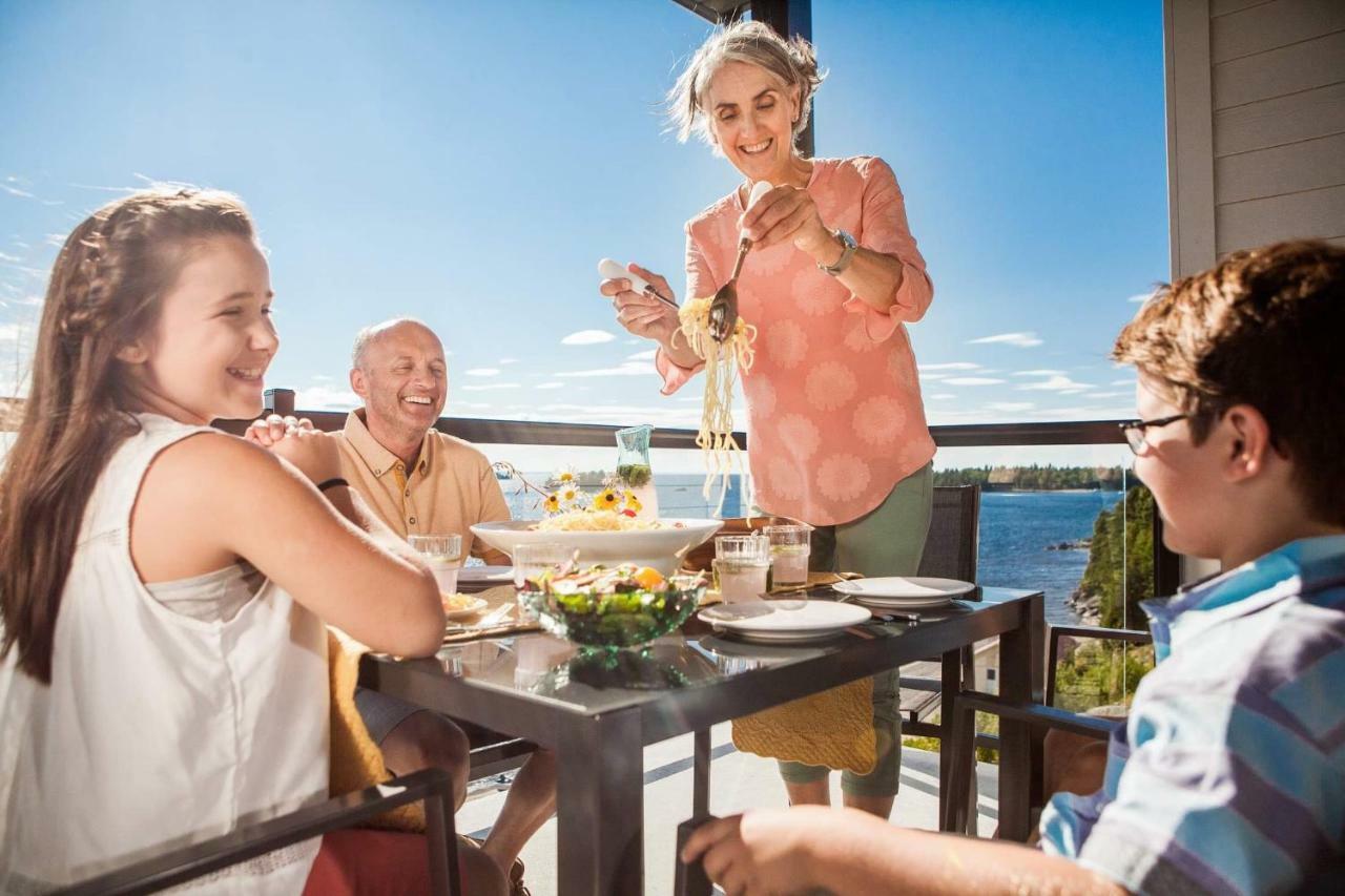 Auberge Des Iles Saint Gedeon Экстерьер фото