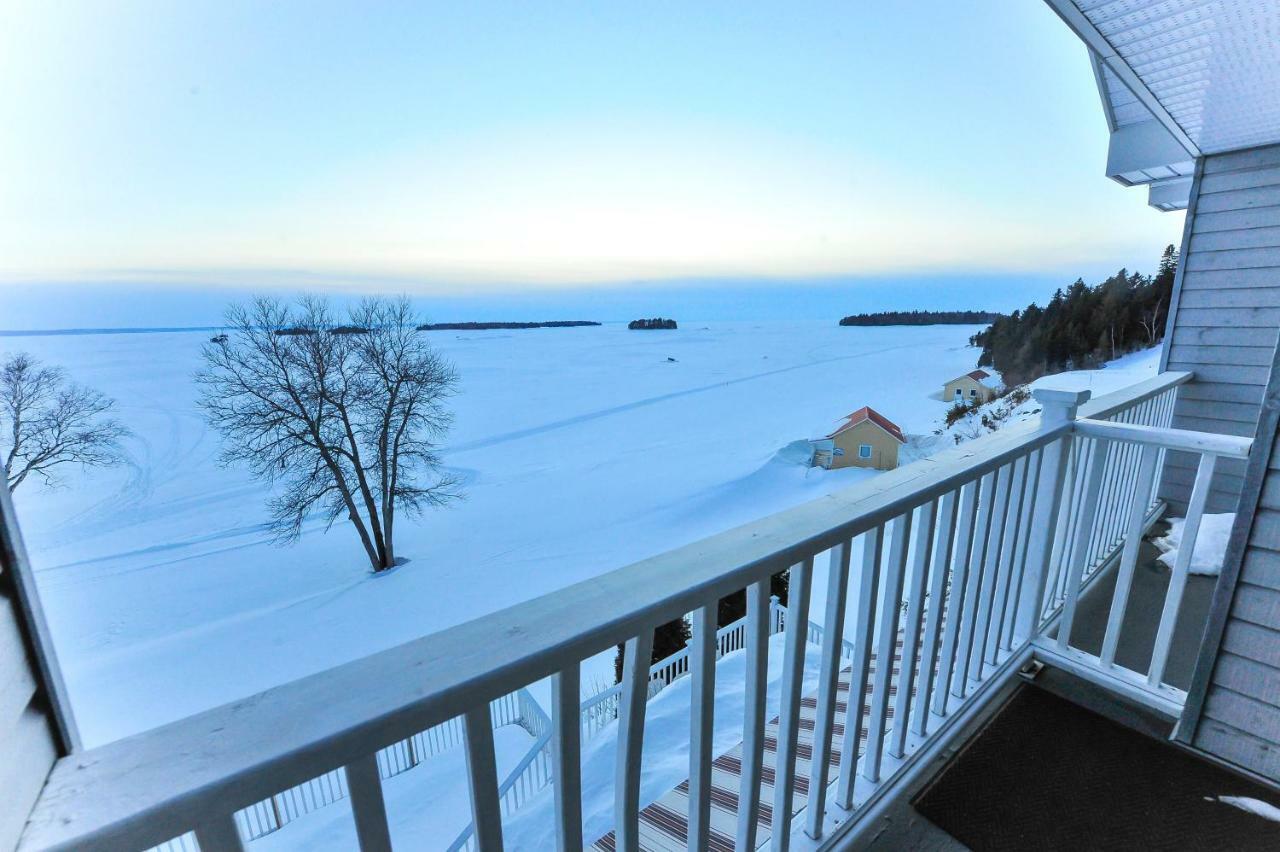 Auberge Des Iles Saint Gedeon Экстерьер фото